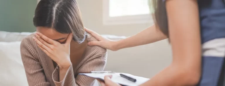 Ailə və Yaxınlar üçün Rəhbər: Borderline Şəxsiyyət Pozuntusu Olan Şəxsə Necə Dəstək Ola Bilərsiniz?