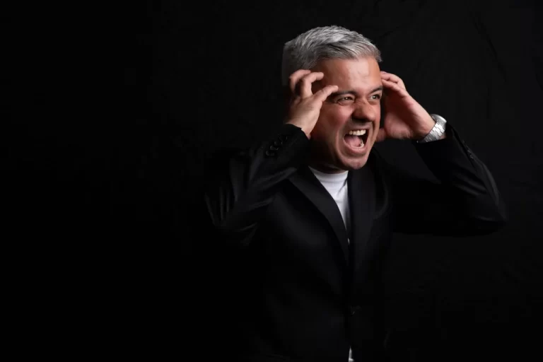 Qəzəb Partlayışlarını Anlamaq