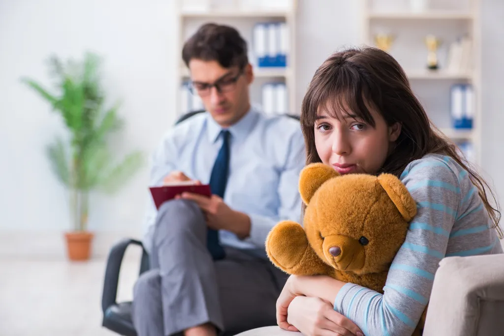 Yeniyetmə, Gənc və Böyüklər üçün Psixoloji Dəstək Proqramları